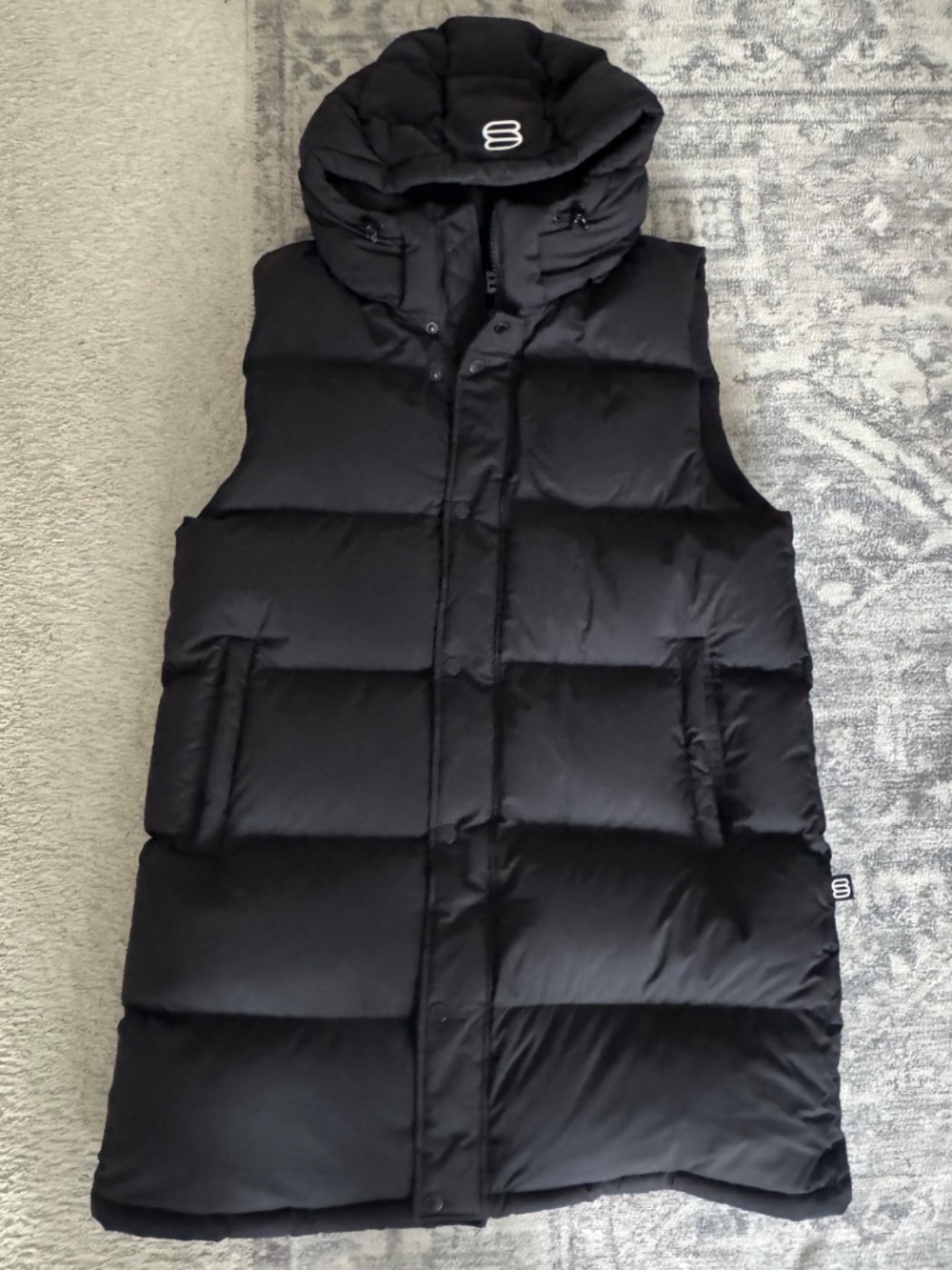 Aritzia The Super Puff Mid Vest Black - Picture 2 of 4
